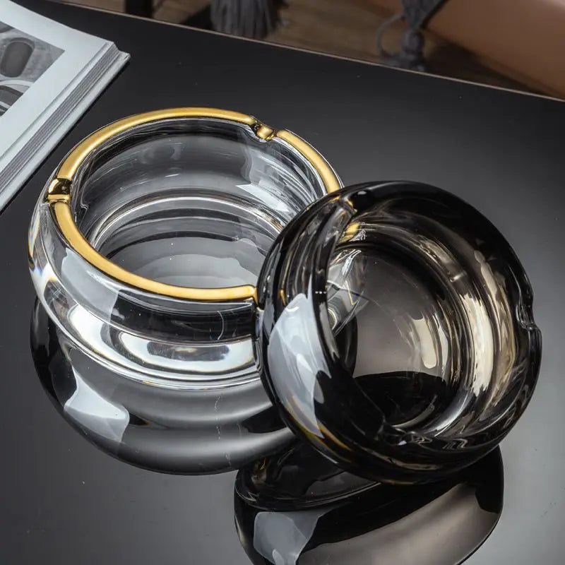 Alter Glas Aschenbecher
