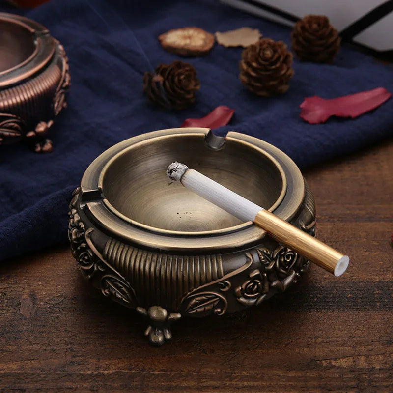 Bronze Aschenbecher