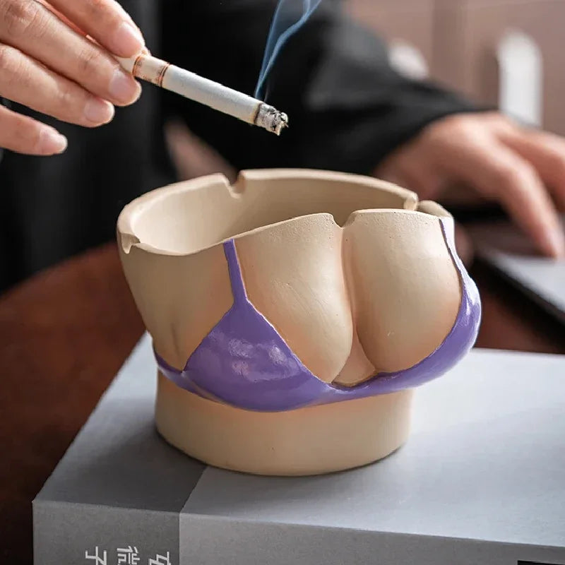 Sexy Aschenbecher
